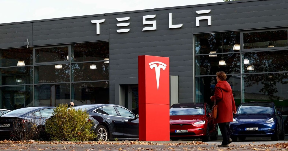 Tesla is Hiring for Customer Support Supervisor Role - Freshers & Experienced Can Apply